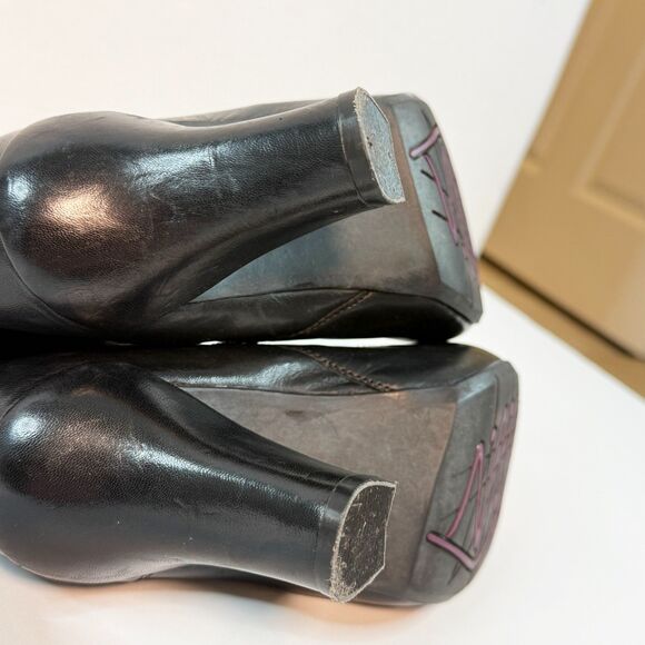 Earthies | Eleganza | Black Silky Leather Witchy Goth Booties | Sz 7.5B - Picture 6 of 8